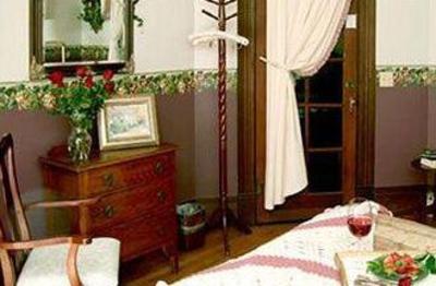фото отеля Albert Shafsky House Bed and Breakfast