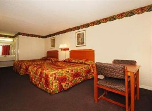 фото отеля Econo Lodge - Montgomery Troy Hwy.