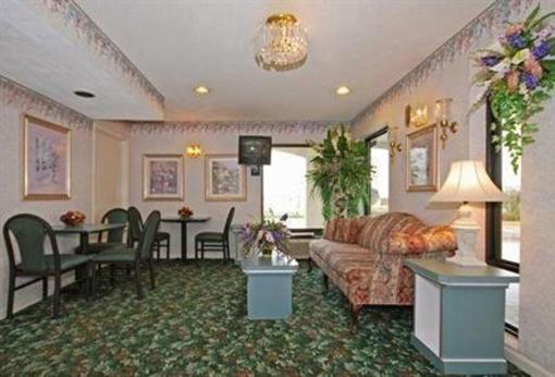 фото отеля Econo Lodge - Montgomery Troy Hwy.