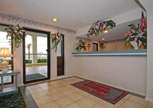 фото отеля Econo Lodge - Montgomery Troy Hwy.