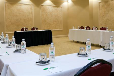 фото отеля Holiday Inn Baton Rouge S College Drive