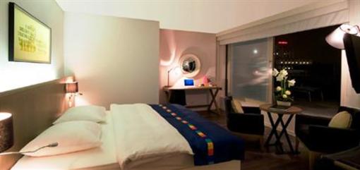 фото отеля Park Inn by Radisson Antwerpen