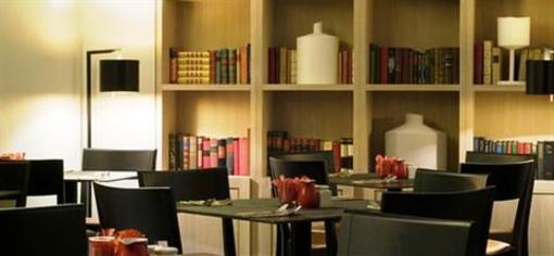 фото отеля Park Inn by Radisson Antwerpen