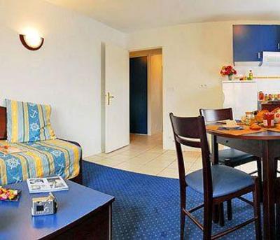 фото отеля Appart Vacances Residence La Roche-Posay