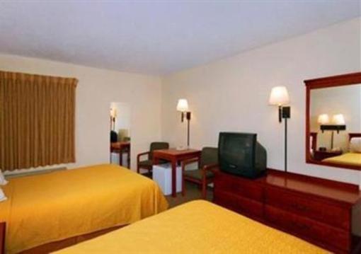 фото отеля Quality Inn & Suites Savannah North