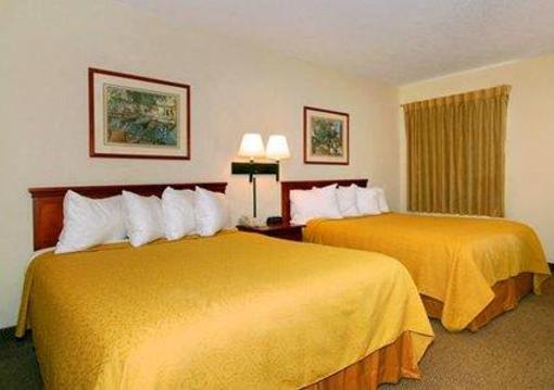 фото отеля Quality Inn & Suites Savannah North