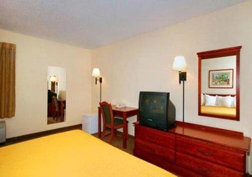 фото отеля Quality Inn & Suites Savannah North