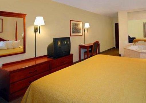 фото отеля Quality Inn & Suites Savannah North