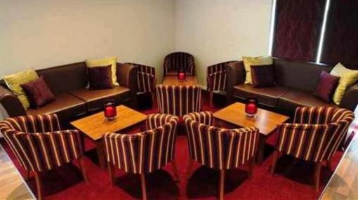 фото отеля Blue Inn Redditch