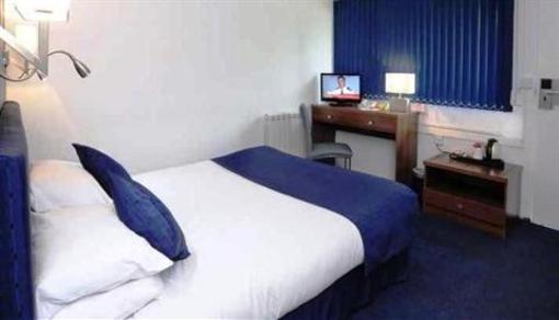 фото отеля Blue Inn Redditch