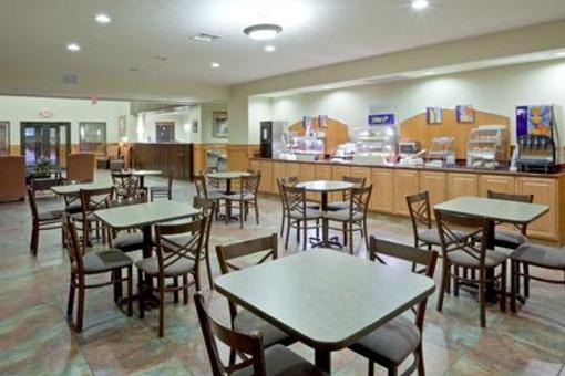 фото отеля Holiday Inn Express Lincoln South