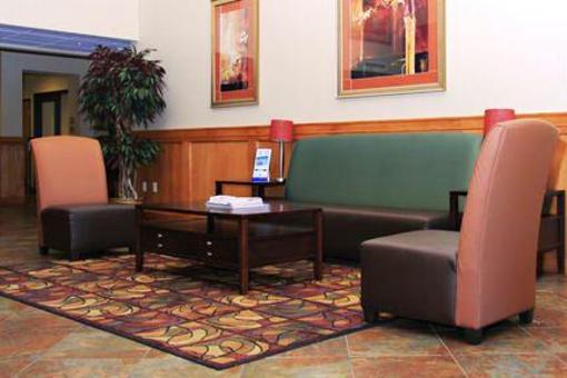 фото отеля Holiday Inn Express Lincoln South