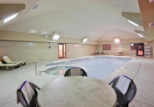 фото отеля Holiday Inn Express Lincoln South