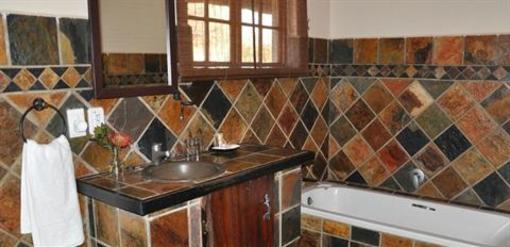 фото отеля Mongena Game Lodge
