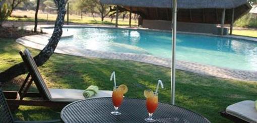 фото отеля Mongena Game Lodge