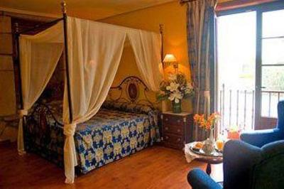 фото отеля Hotel Casona Palacio los Caballeros Santillana del Mar