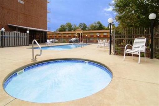 фото отеля Americas Best Value Inn Hot Springs