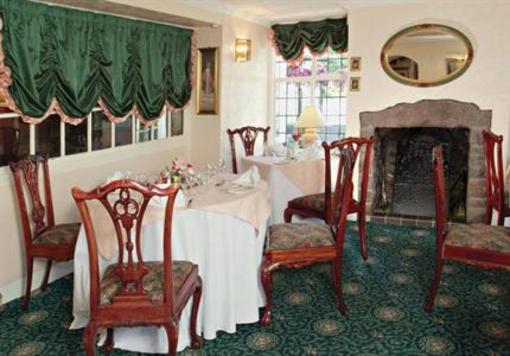 фото отеля Best Western Royal George Hotel Chepstow