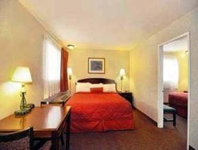 фото отеля Ramada Limited Monterey Carmel