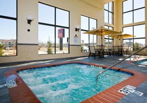 фото отеля Comfort Suites Tupelo