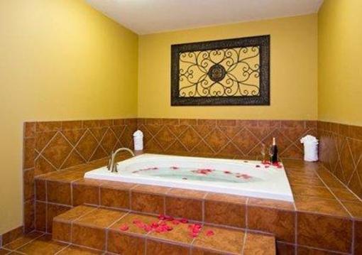 фото отеля Comfort Suites Tupelo