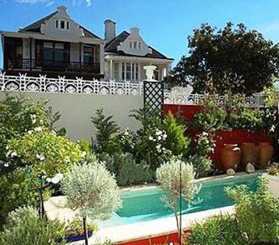 фото отеля 79 on Orange Guesthouse Cape Town