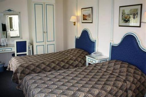 фото отеля Richmond Inn Hotel London