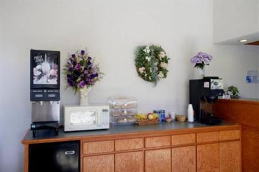 фото отеля Americas Best Value Inn Watsonville