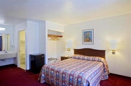 фото отеля Americas Best Value Inn Watsonville