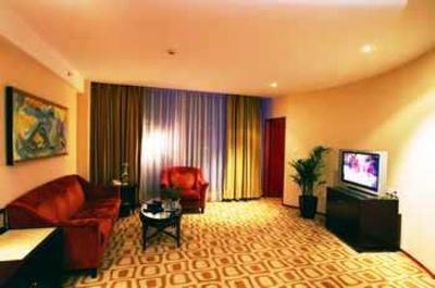 фото отеля Jinling Runyang Bridge Hotel