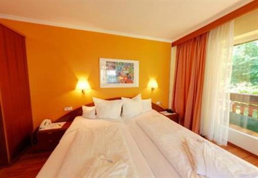 фото отеля Hotel Am Park Badenweiler