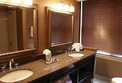 фото отеля DoubleTree by Hilton Memphis Downtown