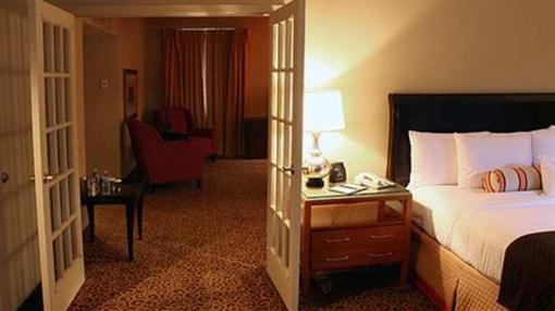 фото отеля DoubleTree by Hilton Memphis Downtown