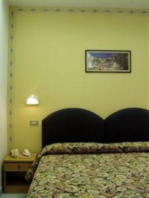 фото отеля Hotel Due Torri Rimini