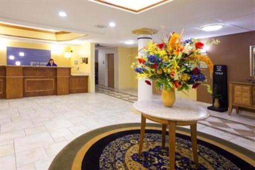 фото отеля Holiday Inn Express & Suites Jacksonville - Blount Island