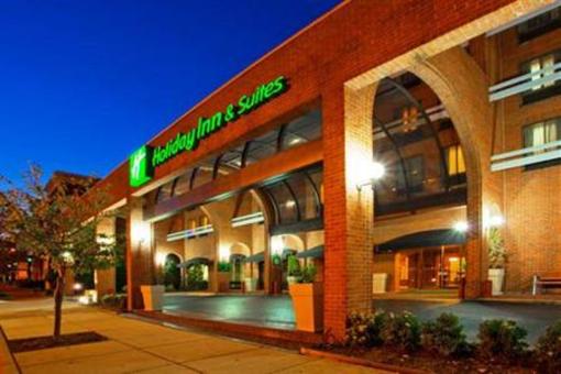 фото отеля Holiday Inn Hotel & Suites Historic District Alexandria