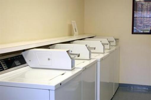 фото отеля Candlewood Suites Fairfax