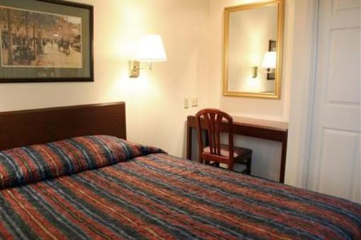 фото отеля Candlewood Suites Fairfax