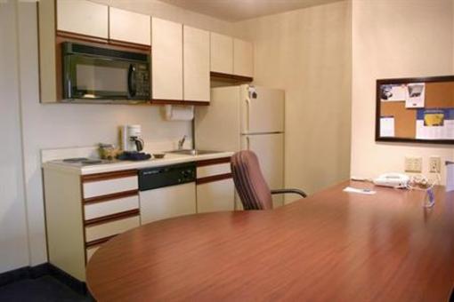 фото отеля Candlewood Suites Fairfax