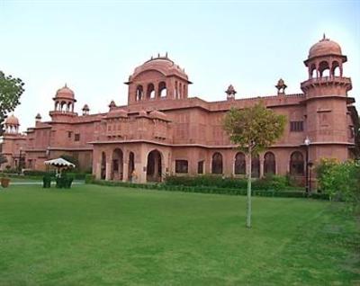 фото отеля Lallgarh Palace