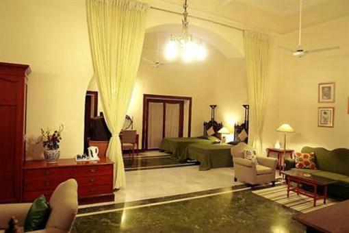 фото отеля Lallgarh Palace