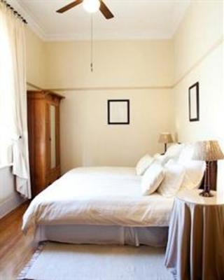 фото отеля Esperanza Guest House Cape Town