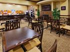 фото отеля Holiday Inn Express Hotel & Suites Cleburne