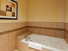 фото отеля Holiday Inn Express Hotel & Suites Cleburne