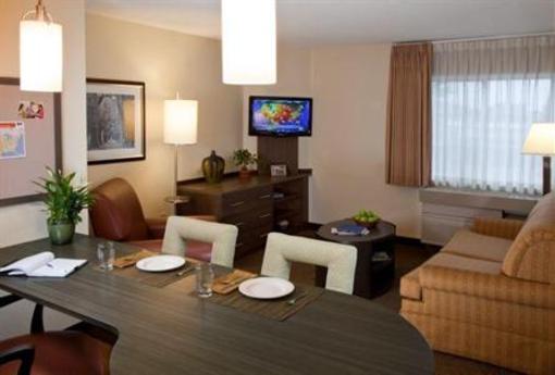 фото отеля Candlewood Suites Baltimore Linthicum