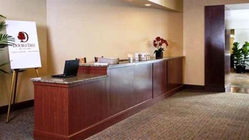 фото отеля Doubletree by Hilton Tampa Airport - Westshore
