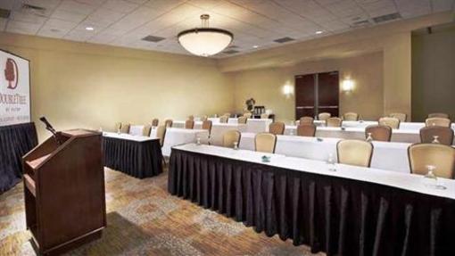 фото отеля Doubletree by Hilton Tampa Airport - Westshore