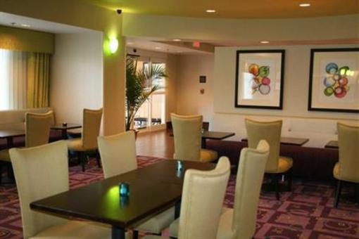 фото отеля Hampton Inn Richmond South