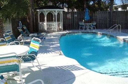 фото отеля The Ringling Beach House - A Siesta Key Suites Property