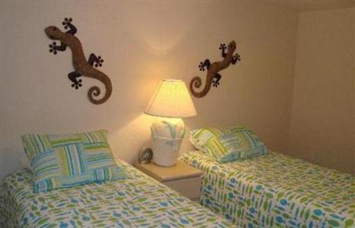фото отеля The Ringling Beach House - A Siesta Key Suites Property